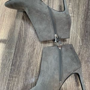 Sam & Libby Gray Bootie